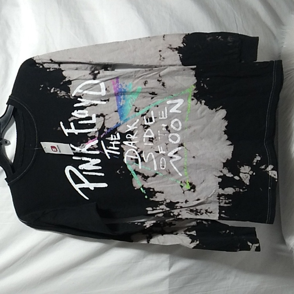 (C-67) SALE! NWT PINK FLOYD 2019 Sold Out Long Sleeve Tye Dye Shirt Sz.S - Picture 1 of 7
